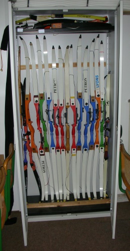 We provide training bows for the beginners